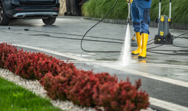 Best Pool Deck Cleaning  in Logansport, IN